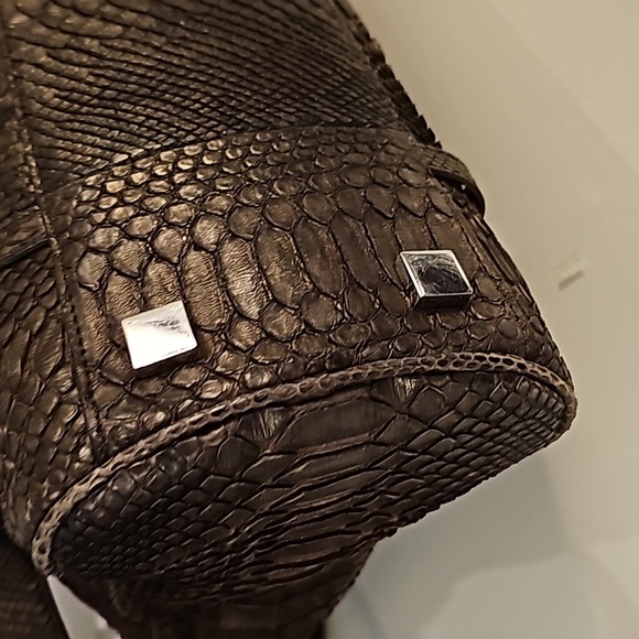 MICHAEL KORS COLLECTION AUTHENTIC PYTHON CONVERTIBLE SATCHEL HANDBAG CRO… - Picture 7 of 12